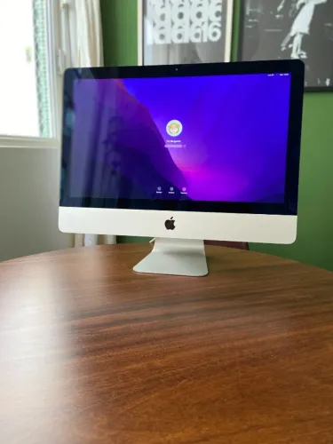 Apple iMac Late 2015 - 21,5 polegadas