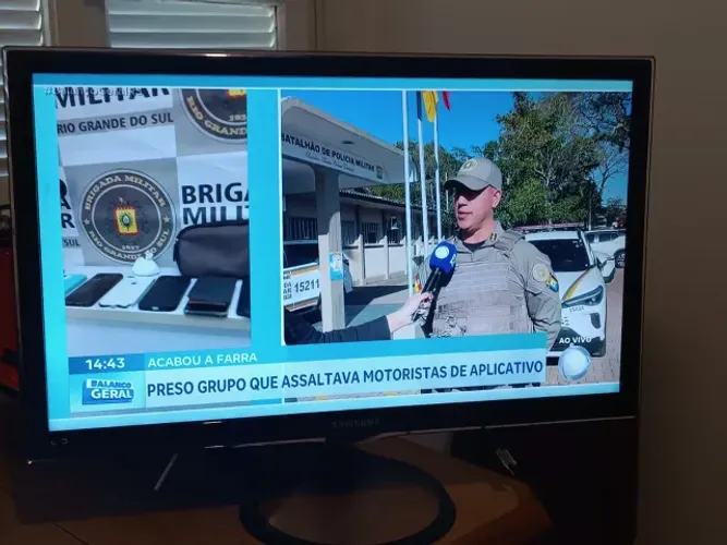 Monitor TV Samsung 27 Polegadas Full HD