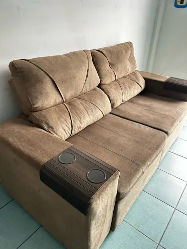 Sofá retrátil e reclinável bege entrego