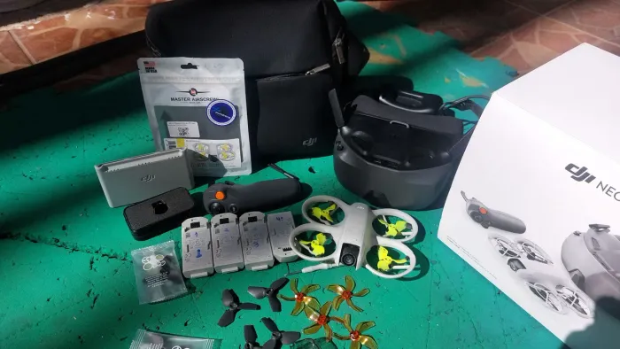 Vendo  dji neo  com aculos google n3  e motion controle  com assessórios  bolsa filtro nd
