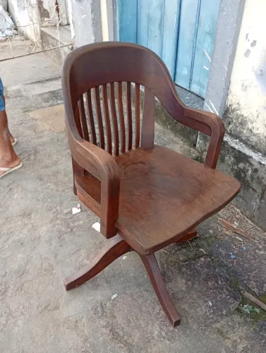Cadeira xerife