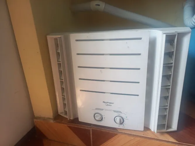 Vendo um ar condicionado 7500btu