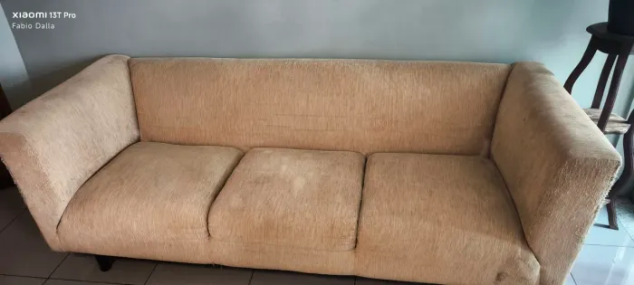 Sofá 3 lugares 