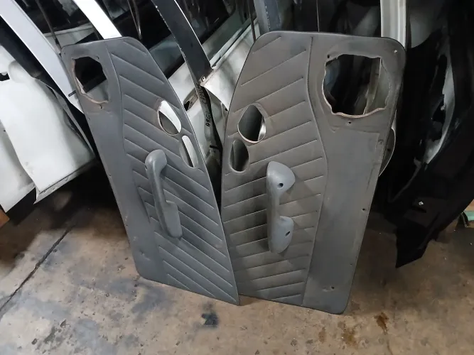 Forros de porta strada palio fiasa 2portas de couro 