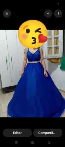 Alugo ou vendo vestido de festa Azul Royal com anágua de 6 aros