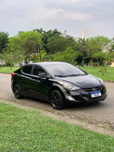 Hyundai Elantra GLS 2.0 16V Flex Aut. 2013