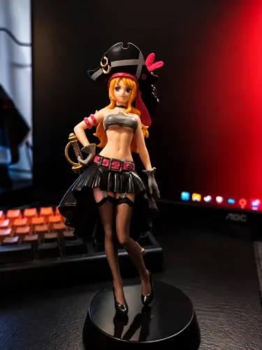 Action Figure Nami - One Piece - NOVO!