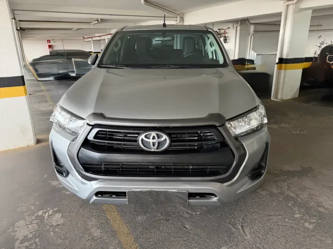 Toyota Hilux CD 4X4 2.8 Diesel Mec. 2023