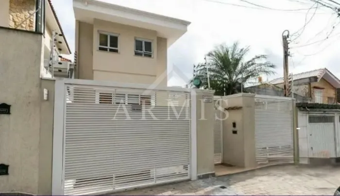 Sobrado de 500m² disponível para locação e venda na Vila Prudente.