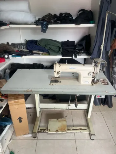 Maquina de custura industrial JUKI