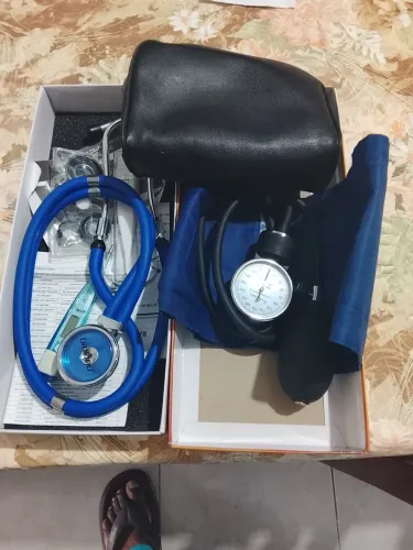 Aparelho de pressão novo
