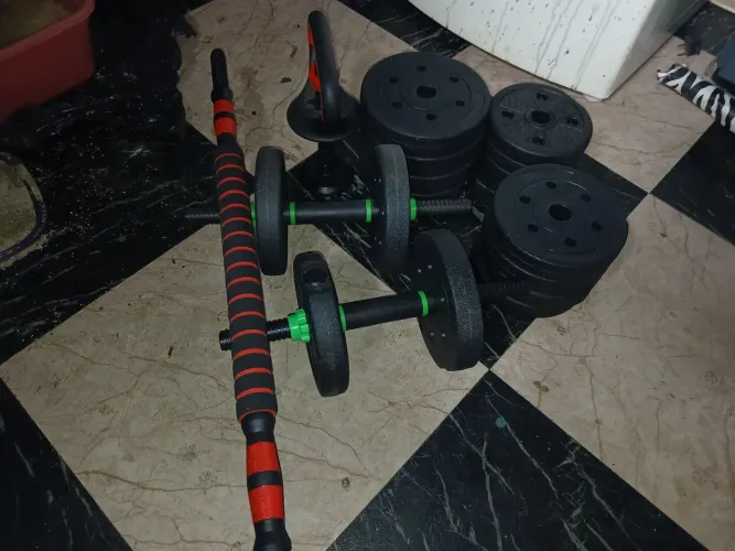 conjunto de halteres e anilhas