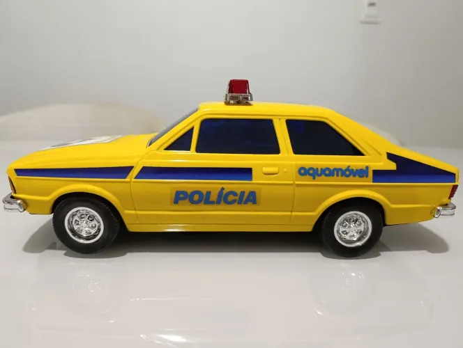 Antigo Aquamóvel Polícia Ford Corcel II - Estrela (Anos 80) - Raridade de Coleção