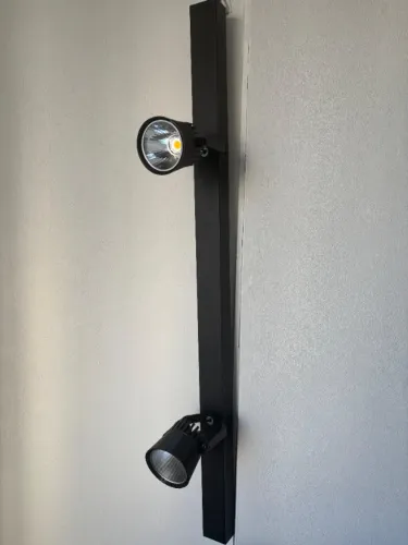 Luminária de teto direcional sobrepor com 2 lâmpadas de led Branco quente 3000k 220v