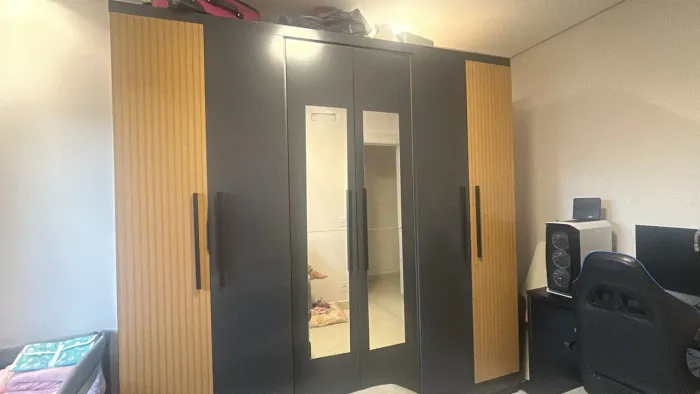 Guarda roupa casal