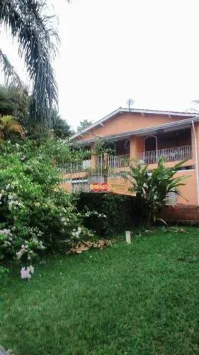 Casa Residencial / Condomínio Parque São Gabriel