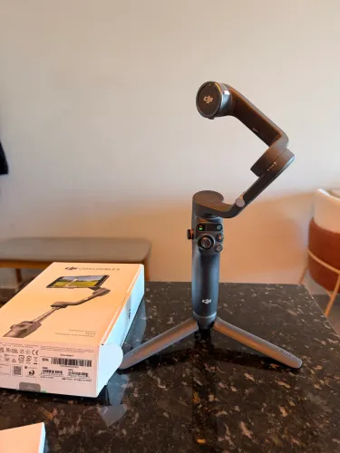 Estabilizador DJI Osmo Mobile 6 (Cinza Escuro) BR - DJI110