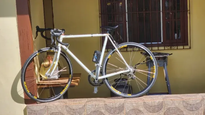 Bicicleta/Bike Speed Aço Custom c/ Shimano Ultegra + Rodas VZAN
