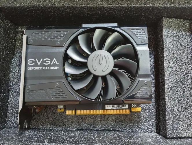 Placa de video 1050 ti