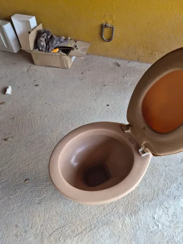 Vaso sanitário bege