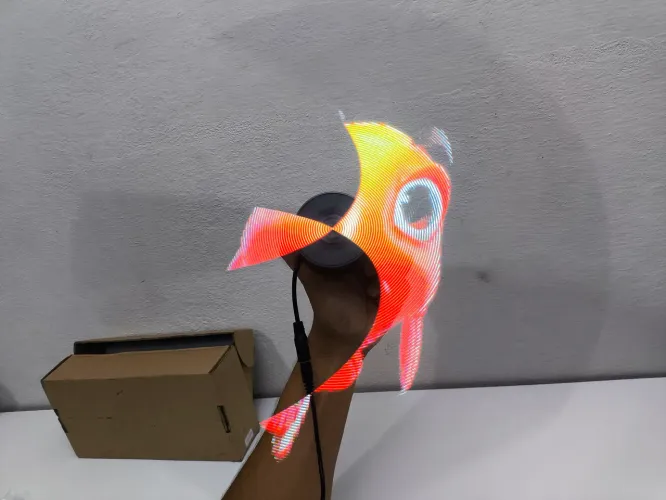 Projetor Display Holograma 3d Led Ventilador Holográfico Rgb 127/220v