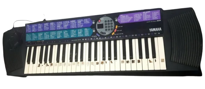 Teclado YAMAHA PSR77