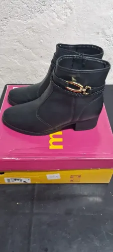 Bota da moleca