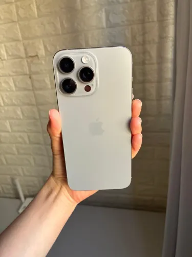 iPhone 15 Pro Max 256gb 87%