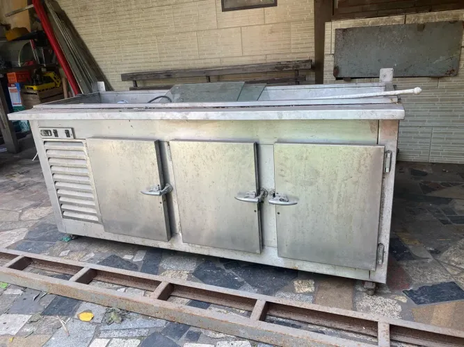 Balcão refrigerado de inox