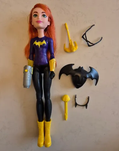 Boneca Batgirl DC Super Hero Girls (Mattel, 2015)