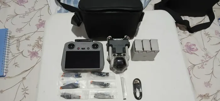 DJI MINI 4 PRO COMBO