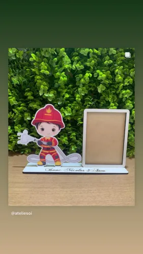 Display com moldura bombeiro