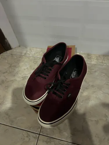 Tênis Vans Authentic Tamanho 40