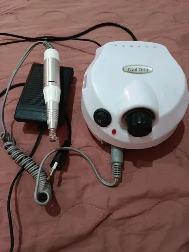 Vende-se kit de unha as 3 peças