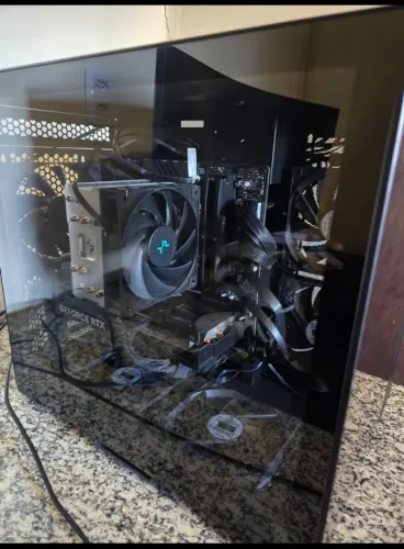 Pc gamer galax rtx 4070 super