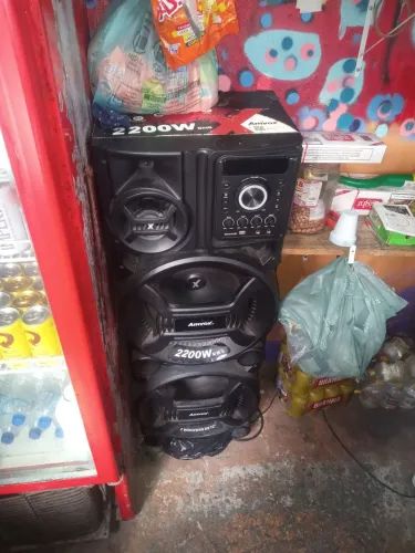 Caixa de som amvix 2200w RMS