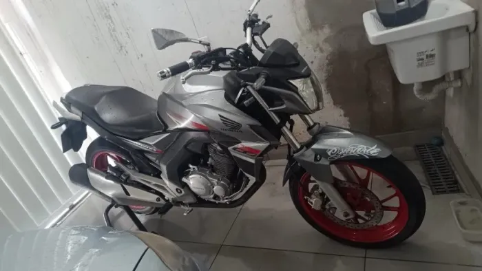 CB Twister 250 2018