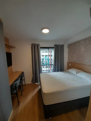 Lindo Studio mobiliado para venda ou locação no Brooklin, com 1 dormitorio, sem vaga garag