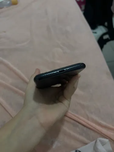 iPhone XR preto 64 Gb