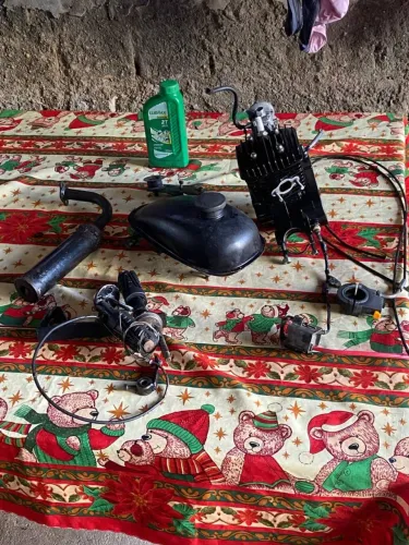 MOTOR DE MOTORIZADA 80cc PRA VENDER OU TROCAR