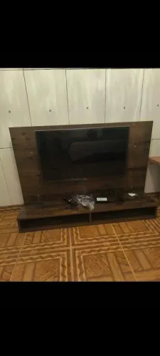 Tv Samsung 32 polegadas smart acompanhada do painel 