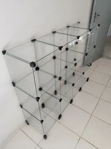 Balcão de vidro de nichos