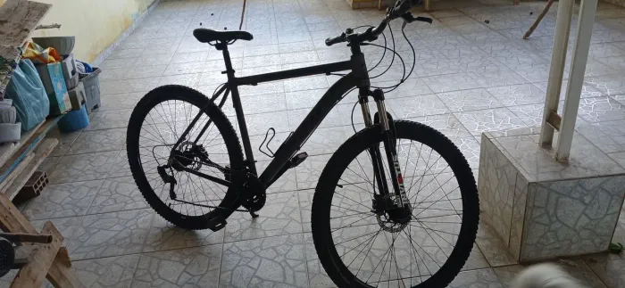 Bicicleta aro 29 em ótimo estado de uso