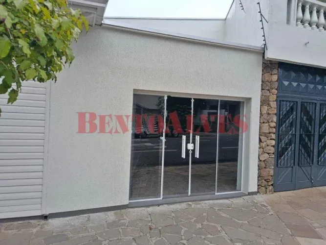 BENTOALVES Aluga em Caxias do Sul uma Loja térrea com 25 m²....