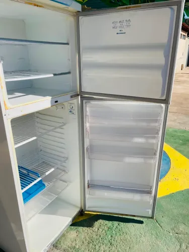 GELADEIRA COM GARANTIA BARATA