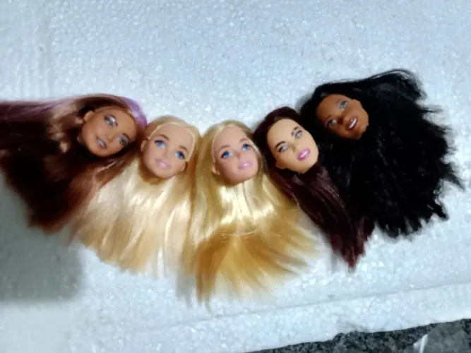 Lote de cabeças de bonecas Barbies Mattel