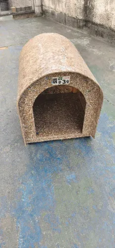 Casinha de cachorro pequena uasada