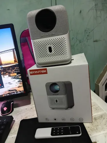 PROJETOR 4K ANDROID BYINTEK FOCO AUTOMÁTICO 1080P