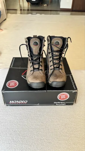 Bota MONDEO Nova
