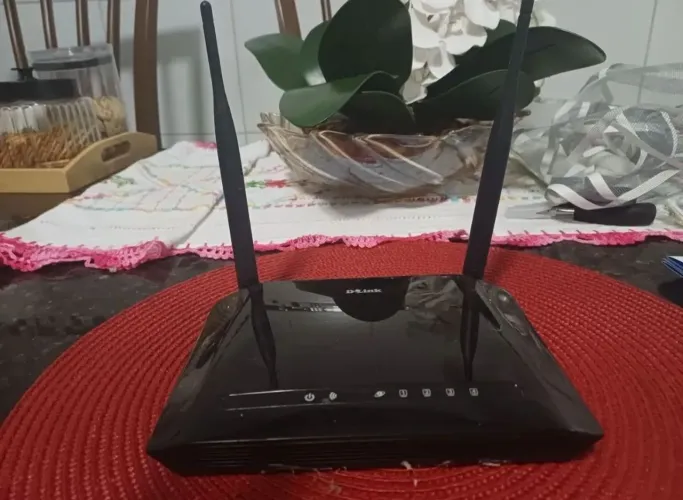 ROTEADOR WI-FI D-Link  modelo DIR-615